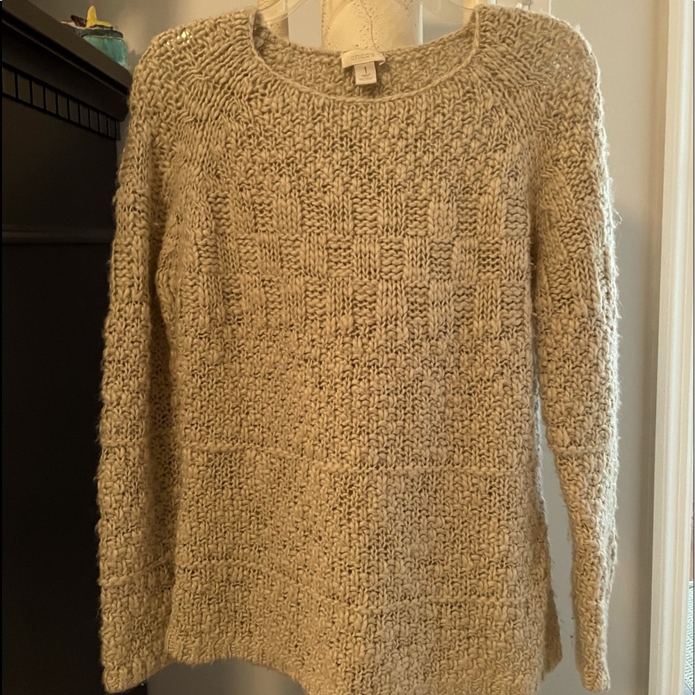 Woman’s Chico  sweater